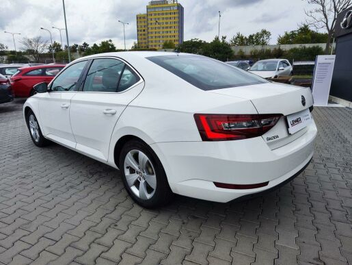 Škoda Superb 2.0 TDi/110kW Ambition