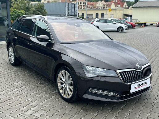 Škoda Superb 2.0 TDI/110kW Style Combi DSG