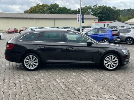 Škoda Superb 2.0 TDI/110kW Style Combi DSG