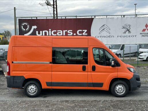 Peugeot Boxer 2,0 BlueHDi  L2H2 7 míst