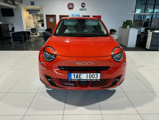 Fiat 600 La Prima 1.2 Turbo Hybrid 100k