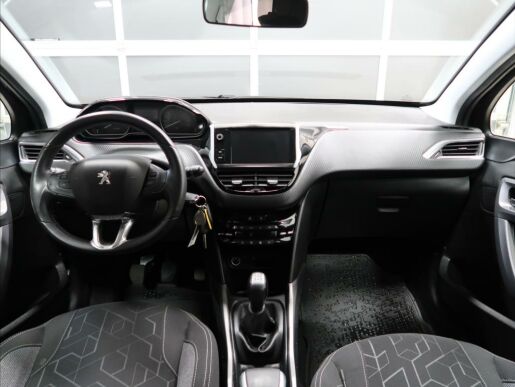 Peugeot 2008 1,2 ALLURE  82 MAN5