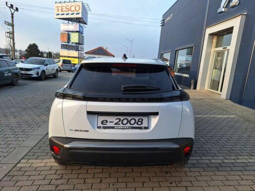 Peugeot 2008 ALLURE Elmotor 115 kW/156 k (B