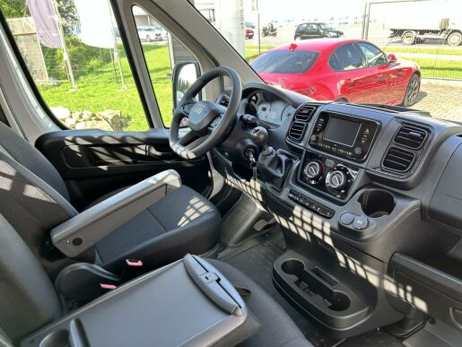 Fiat Ducato 2.2 M-Jet L4 Valník 180k