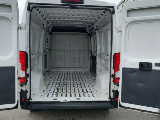 Peugeot Boxer 2,2   HDI 140 3500 L3H2