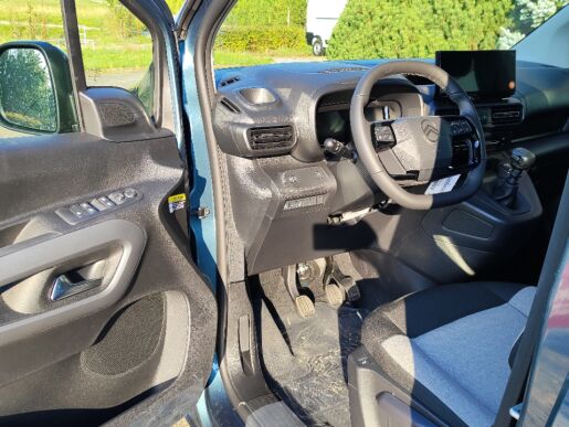 Citroën Berlingo osobní XL MAX 1.5 BlueHDi 130 S&S MAN6 - 7 MÍST 