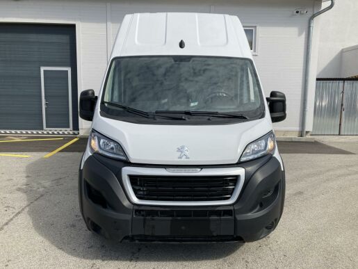 Peugeot Boxer 2,2 FURGON 4350 L4H3 BlueHDi 1