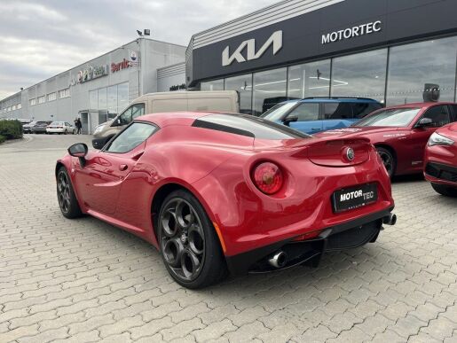 Alfa Romeo 4C 1750 TBi TCT 240K