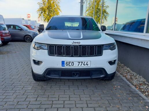 Jeep Grand Cherokee 3,0 CRD Trailhawk , ČR,