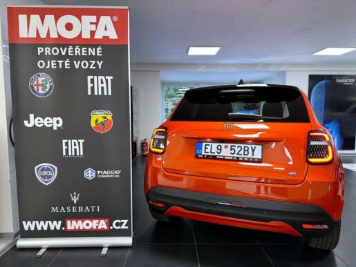 Fiat 600 BEV 54 kWh 156k La Prima, reg.