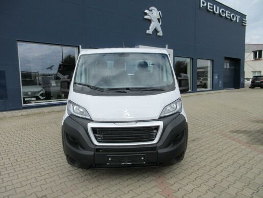 Peugeot Boxer Valník s hydraulickým čelem L3