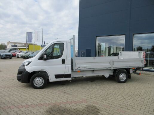 Peugeot Boxer Valník s hydraulickým čelem L3