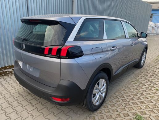 Peugeot 5008  ACTIVE PACK BlueHDi 130hp EAT8 - 7míst - 2003