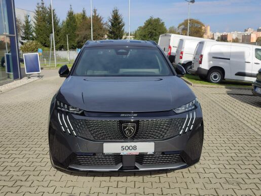 Peugeot 5008 E GT 210k PANORAMA KŮŽE TOP