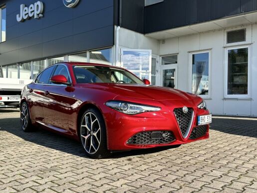 Alfa Romeo Giulia 2.0i 200k TI