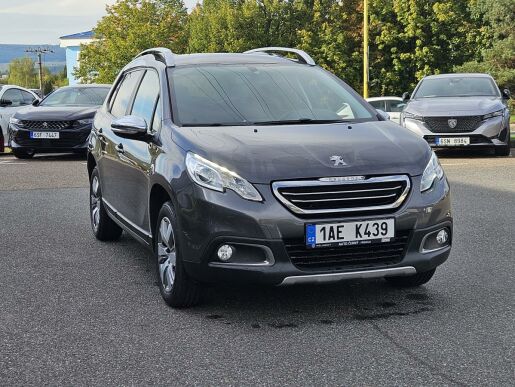 Peugeot 2008 1.2 PT 82 STYLE MAN5