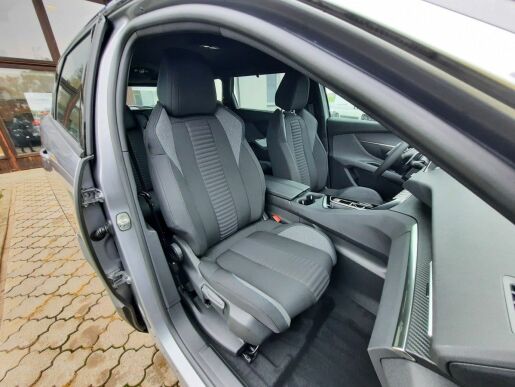 Peugeot 5008 ACTIVE PACK 1,2 PT 130k EAT8