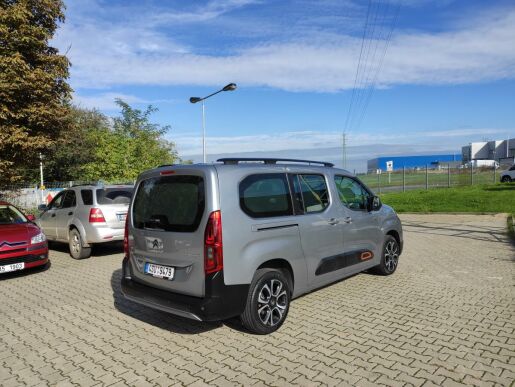 Citroën Berlingo osobní Long XTR 1.5 HDI AUT8 NOVÉ CZ