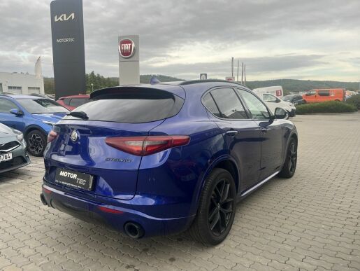 Alfa Romeo Stelvio 2.0 Turbo VELOCE 280k AT8 MY21