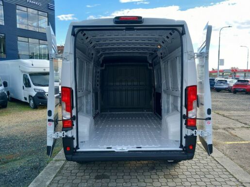 Peugeot Boxer Furgon 3500 L3H2 BlueHDi 140k