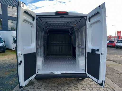 Peugeot Boxer Furgon 3500 L3H2 BlueHDi 180k