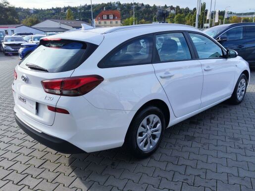 Hyundai i30 1.5i/81kW Start Plus