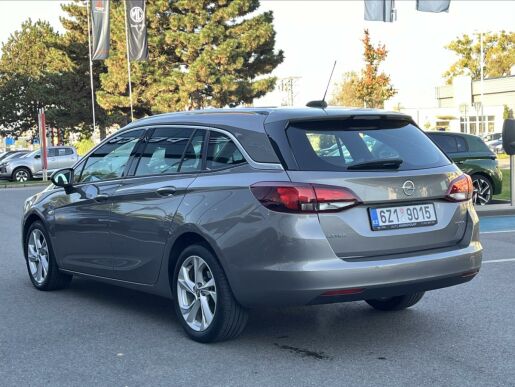 Opel Astra 1,4 Turbo 110 kW!  Dynamic ČR