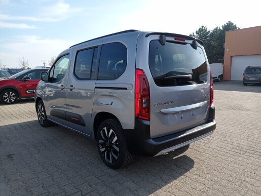 Citroën Berlingo osobní M MAX 1.5 Hdi 130k man. - šedá Artense