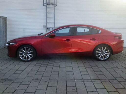 Mazda 3 2,0 Skyactiv-G122k 6MAN 4x2  SDN Plus