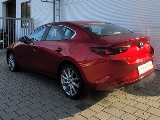 Mazda 3 2,0 Skyactiv-G122k 6MAN 4x2  SDN Plus