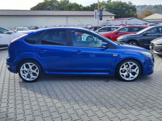 Ford Focus ST 2.5i V5 166kw RECARO ALU