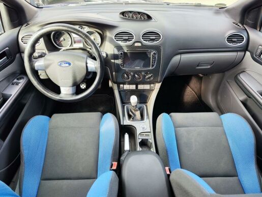 Ford Focus ST 2.5i V5 166kw RECARO ALU