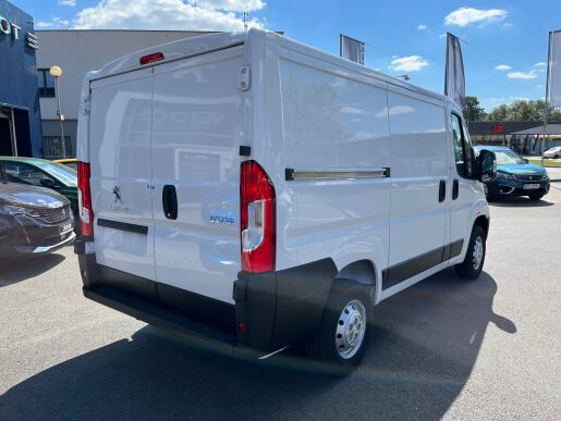 Peugeot Boxer 3000 L1H1 2,2 HDi 120k MAN6