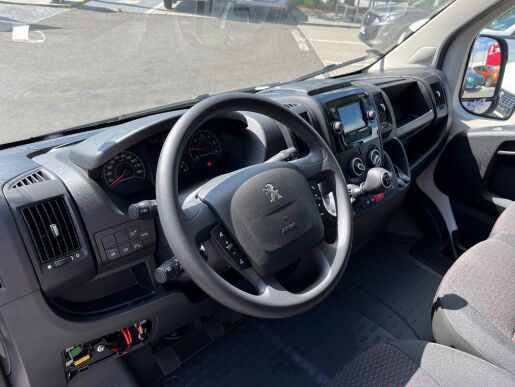 Peugeot Boxer 3000 L1H1 2,2 HDi 120k MAN6