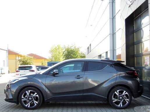 Toyota C-HR STYLE 1.8 HYBRID 122k