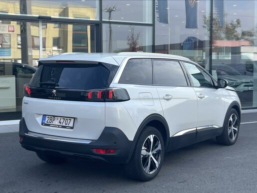 Peugeot 5008 1,5 BlueHDi  Allure Pack CZ