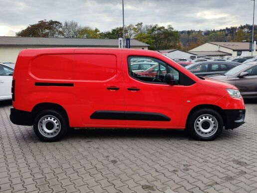 Toyota ProAce 1.5 D-4D Comfort L2 3.místa