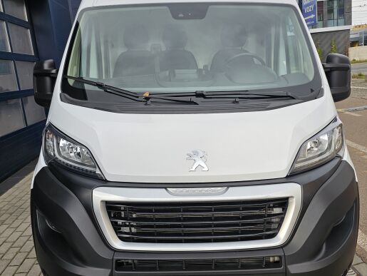 Peugeot Boxer FURGON L2H2 2.2 BlueHDI 140k MAN6