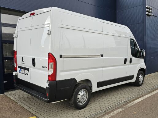 Peugeot Boxer FURGON L2H2 2.2 BlueHDI 140k MAN6