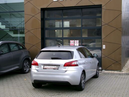 Peugeot 308 ALLURE+ 1,6 BlueHDi 74kW