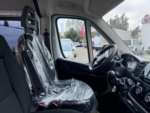 Fiat Ducato 2,2 140k L4H2 6 míst - sklad