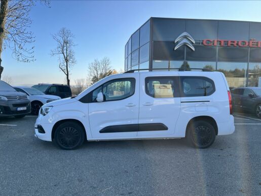 Opel Combo 1,2 PT 110k 7 Míst Záruka