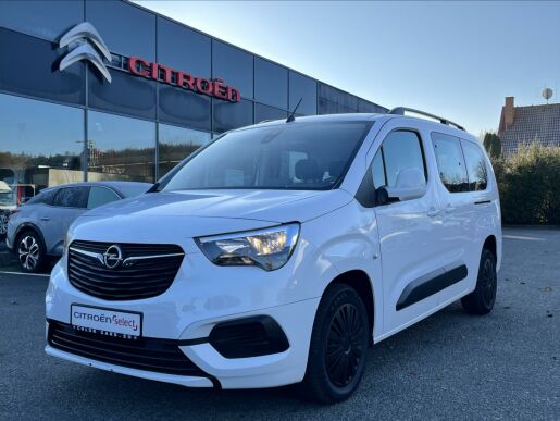 Opel Combo 1,2 PT 110k 7 Míst Záruka