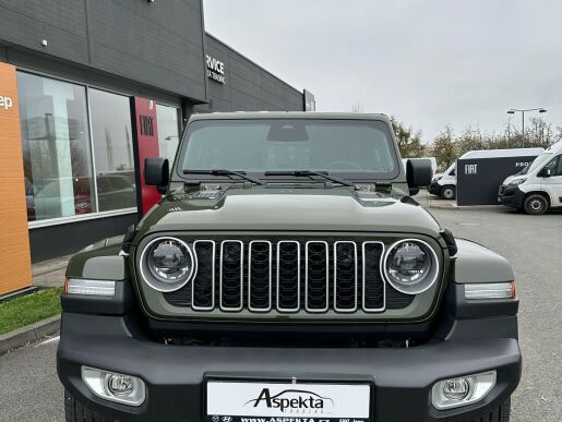 Jeep Wrangler 2.0T Sahara Unlimited