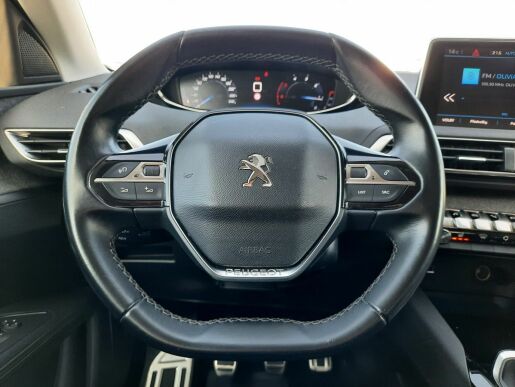 Peugeot 3008 ALLURE 1,5 BHDI 130k M6