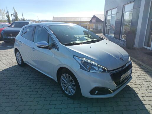 Peugeot 208 1,2 GT-Line 1.2T / EAT6