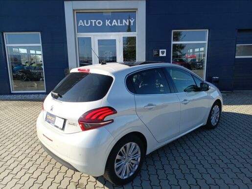 Peugeot 208 1,2 GT-Line 1.2T / EAT6