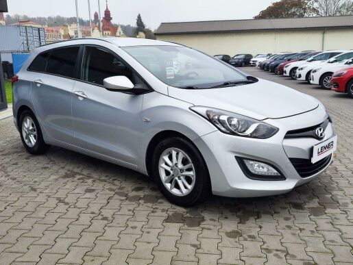 Hyundai i30 1.6 CVVT/88kW Trikolor