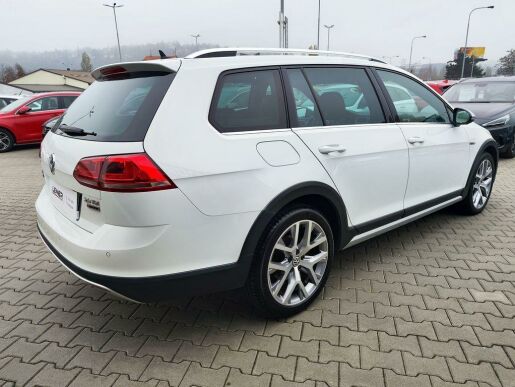 Volkswagen Golf 2.0 TDI/135kW Alltrack DSG 4x4