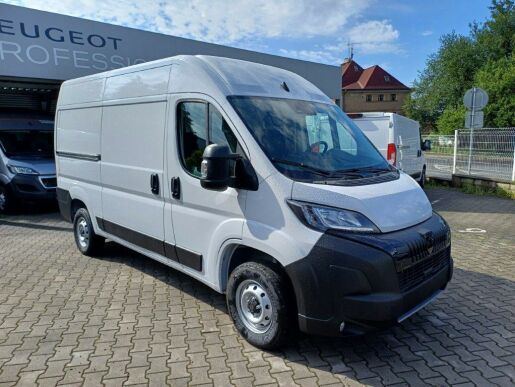 Peugeot Boxer 3300 L2H2 120k Zpneu zdarma